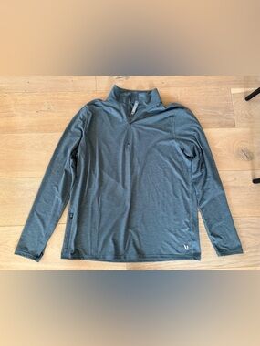 Vuori Men's Ease Performance 1/2 Zip pullover heathered teal - size large